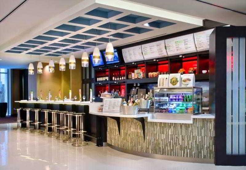 Готель Courtyard By Marriott Washington, D.C./Foggy Bottom Екстер'єр фото
