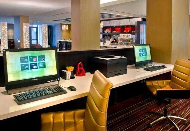 Готель Courtyard By Marriott Washington, D.C./Foggy Bottom Екстер'єр фото